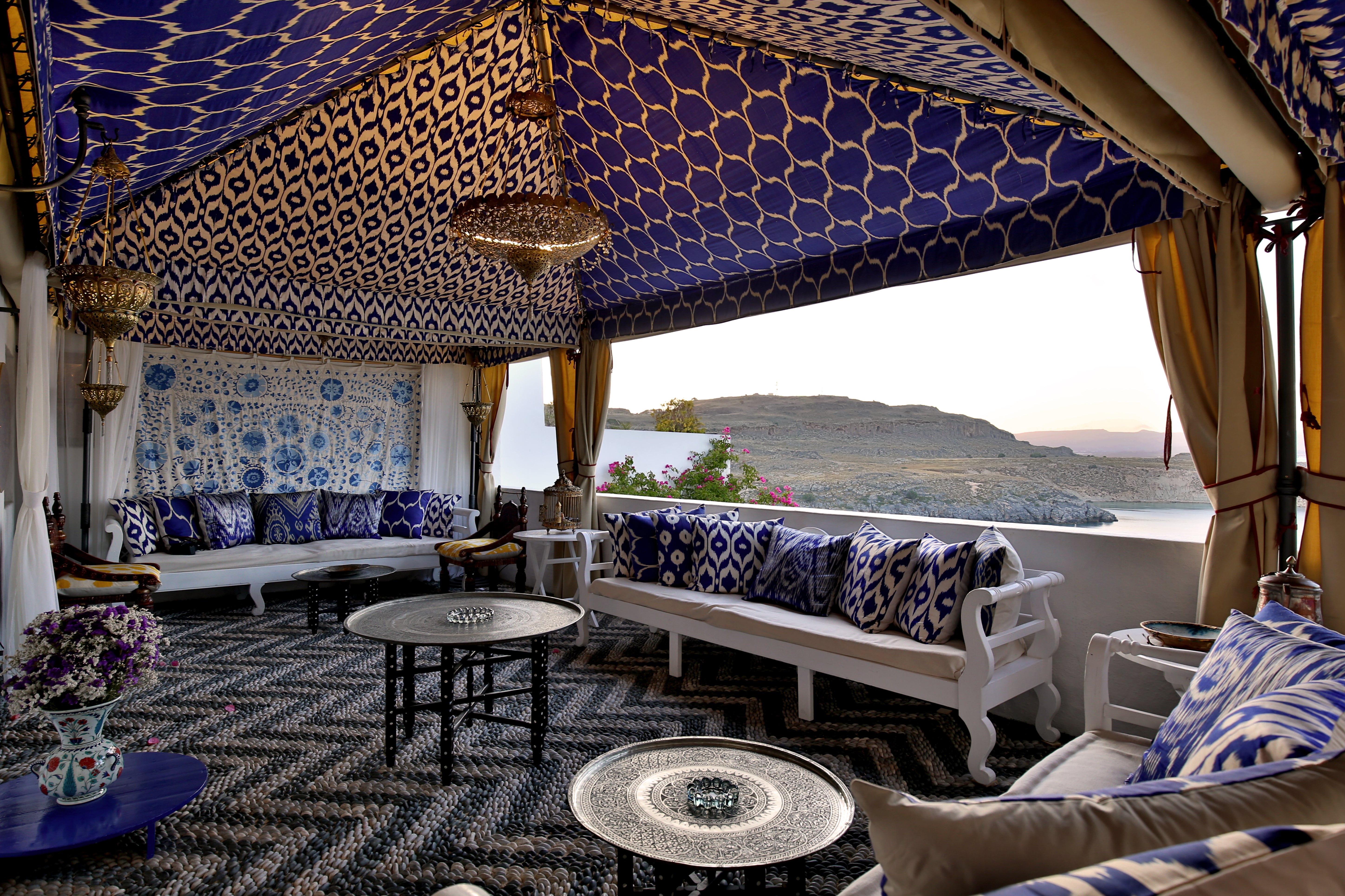 With only 12-suites, Melenos offers intimate and peaceful stays, and stunning views to boot