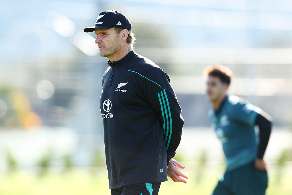 Robertson was speaking ahead of the All Blacks' third match of the series against France